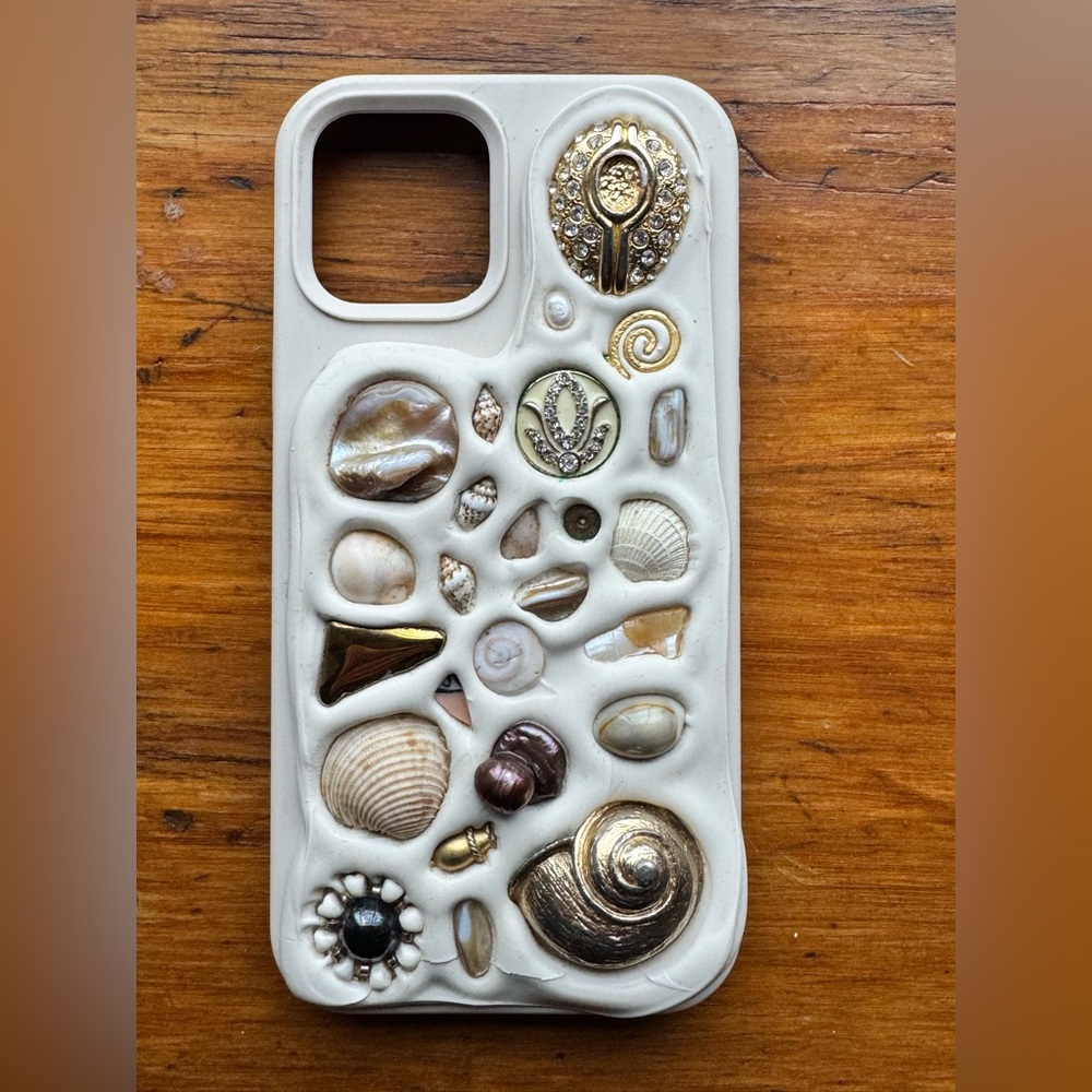 Memor Studio Nautilus iPhone 12 Pro phone case